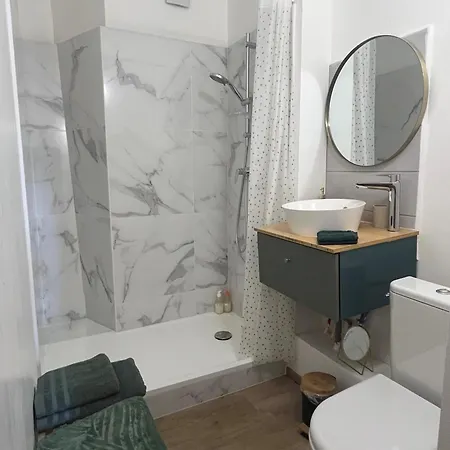 La Maison De Laulie فندق مبيت وإفطار
