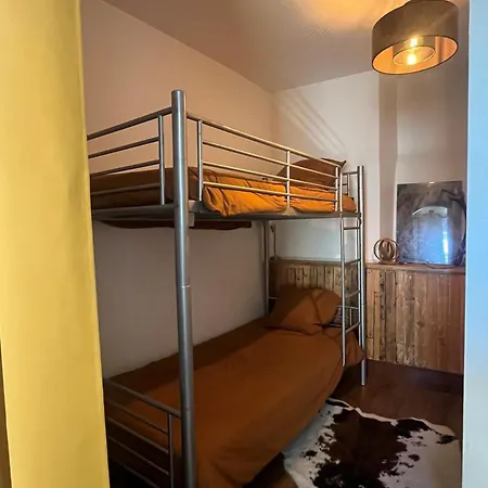 La Maison De Laulie فندق مبيت وإفطار Bagnères-de-Bigorre